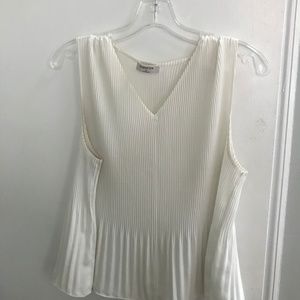 Aritzia Babaton Blouse